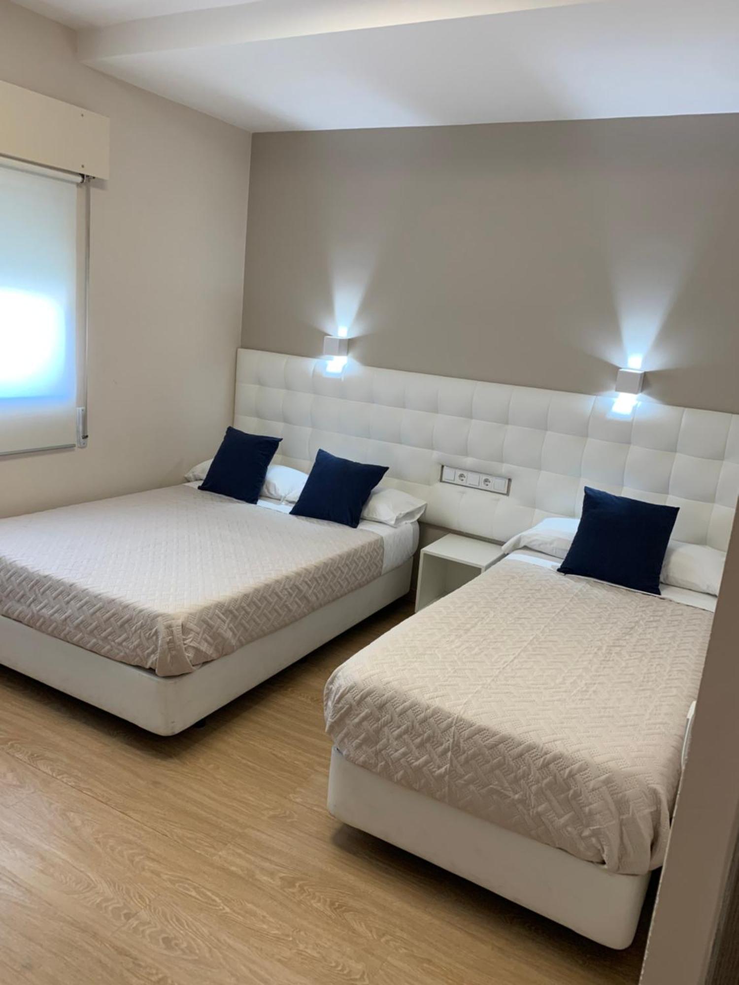 Hostal El Rocio باراغوييّوس ذي خاران المظهر الخارجي الصورة